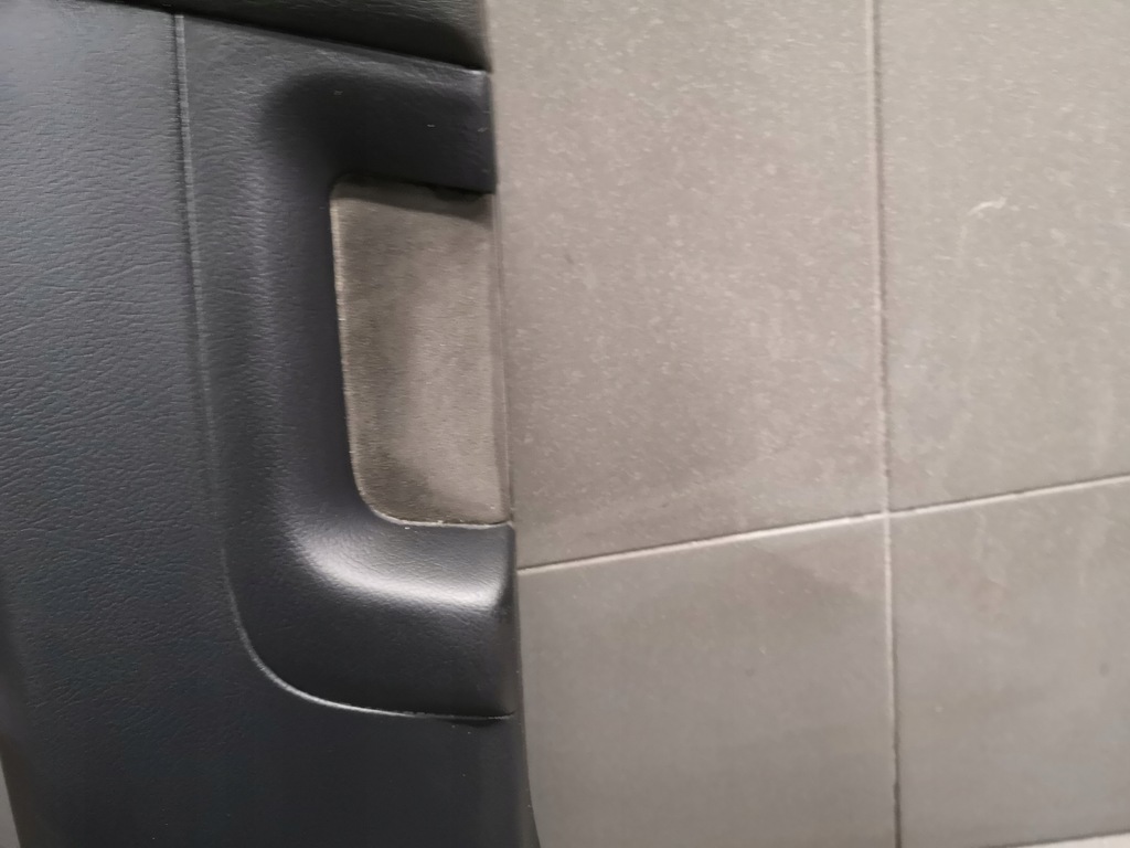 фото №3, Защита стойка b левая czarna audi a8 d3