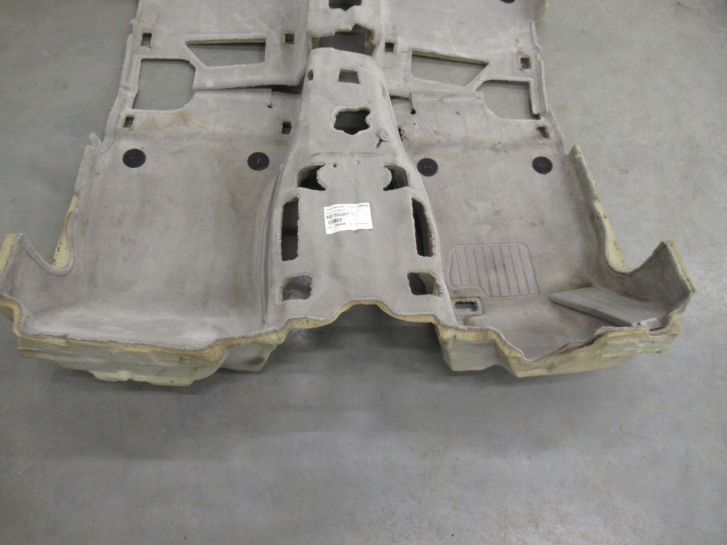 фото №12, Обшивка коврик пол bmw f01 europa