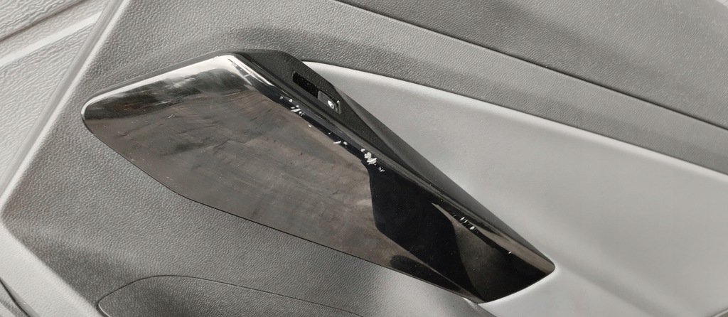 фото №4, Обшивка дверь правый задняя volkswagen id.4 vw id4 kompletny