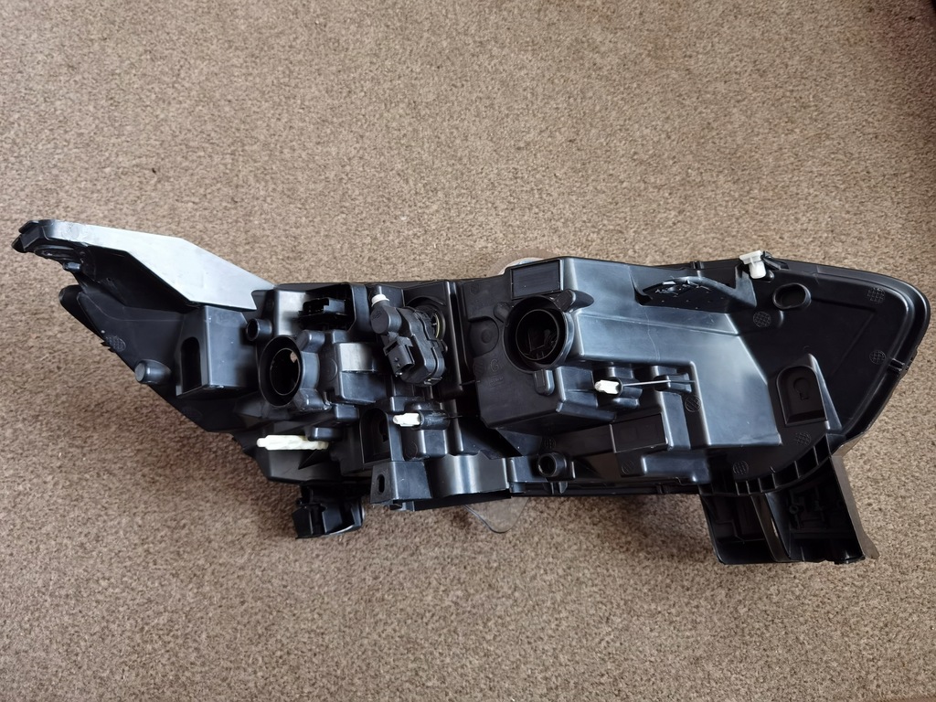 фото №3, Лампа full led renault espace v 5 260608819r