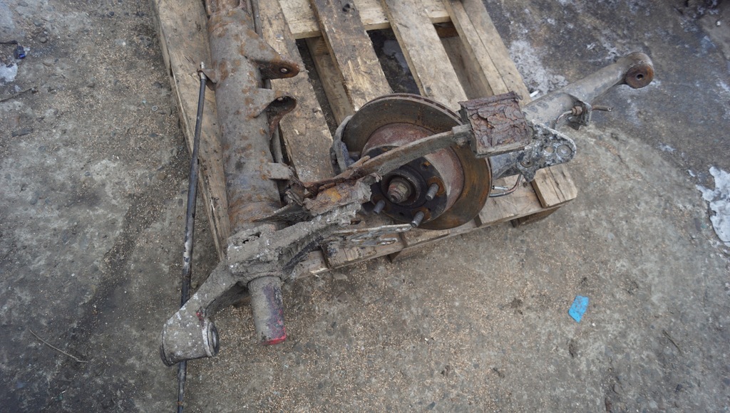 фото №7, Балка подвеска задняя поворотный кулак porsche 924s 2.5