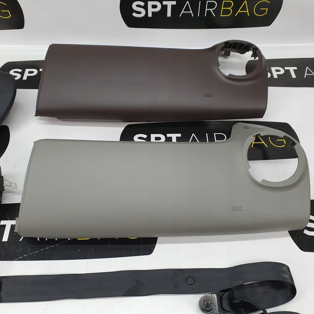 фото №6, Vivaro панель приладів панель приладів подушка подушка безпеки ремені