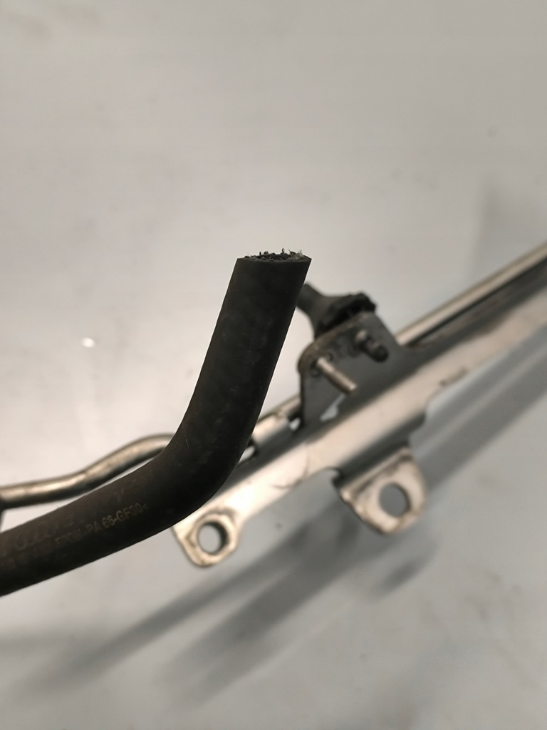 фото №8, Труба шланг топлива seat leon ii 05-09 2.0 tfsi 200km bwa 06f145317e