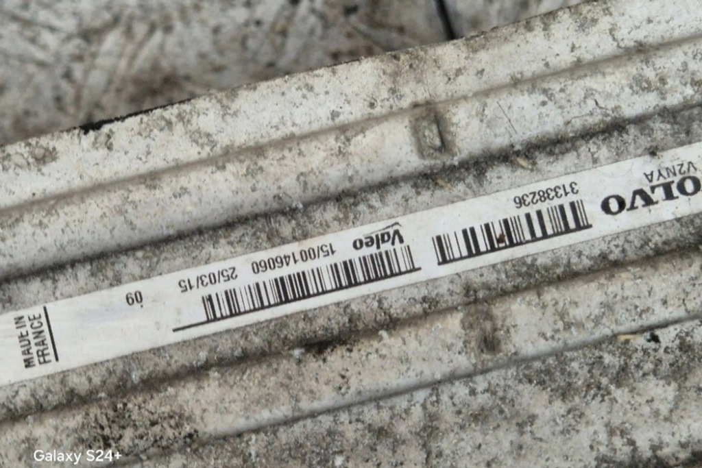 фото №1, Радіатор інтеркулер volvo v60 31338236 2012