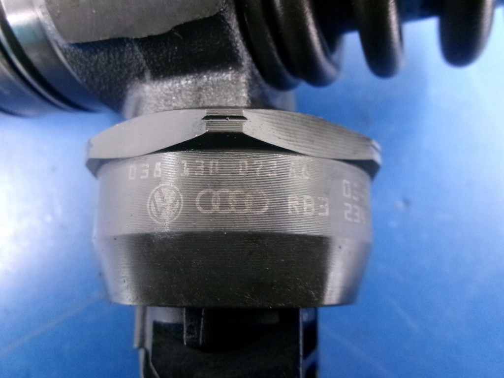 фото №5, Skoda octavia 1.9tdi насос-форсунка 038130073ag bosch 0414720215