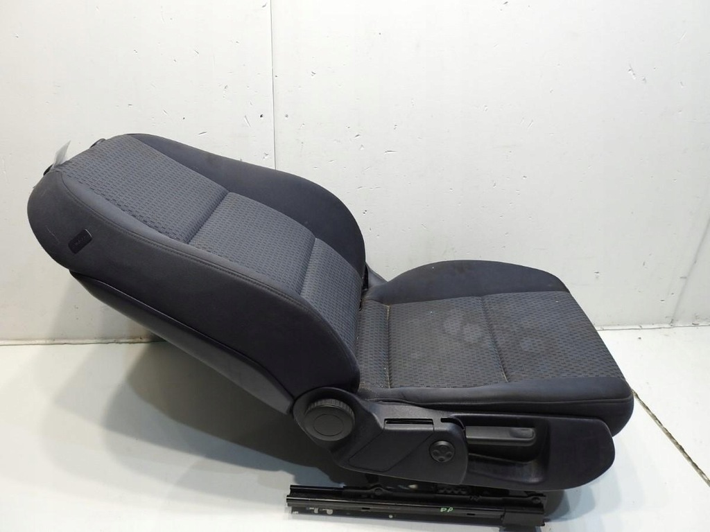 фото №8, Сидіння правий перед audi a6 c6