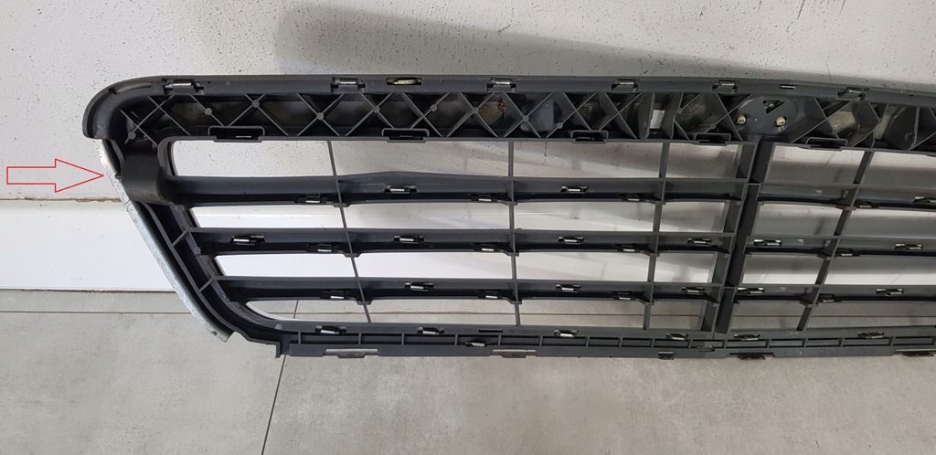 фото №7, Mercedes c klasa w204 решётка радиатора решётка радиатора бампера перед a2048801283