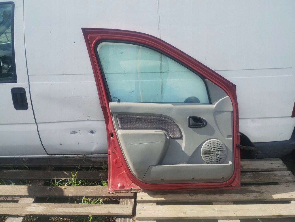 фото №9, Дверь левая перед dacia logan teb 76
