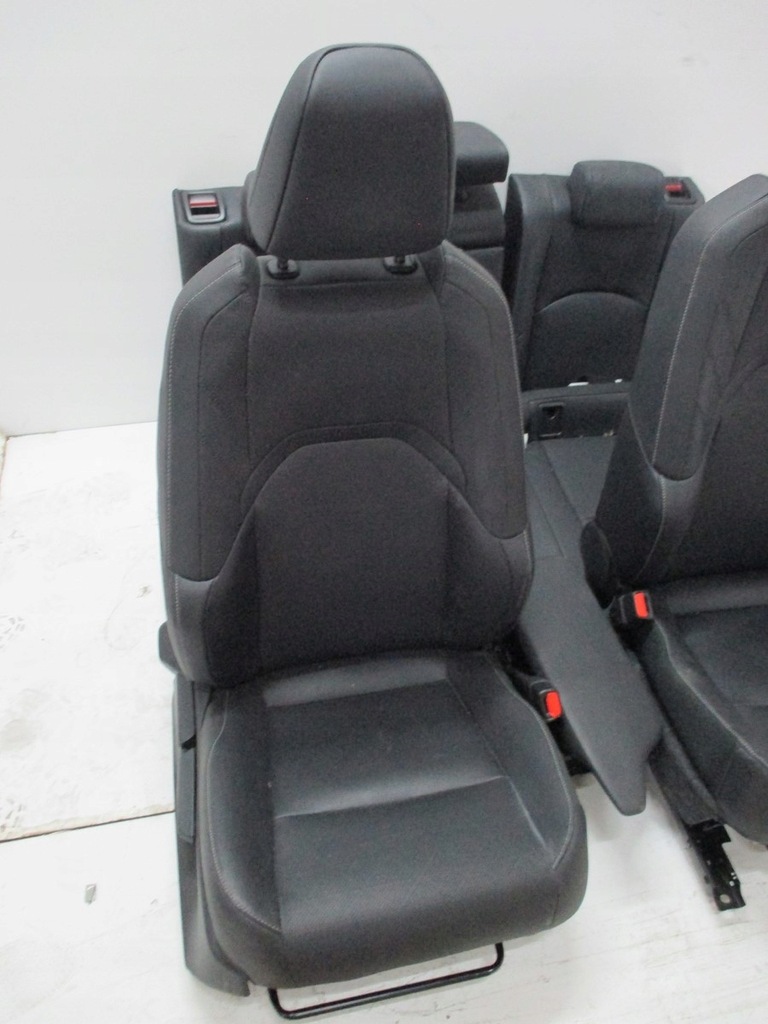 фото №7, Обивка кожа сиденья lexus ux