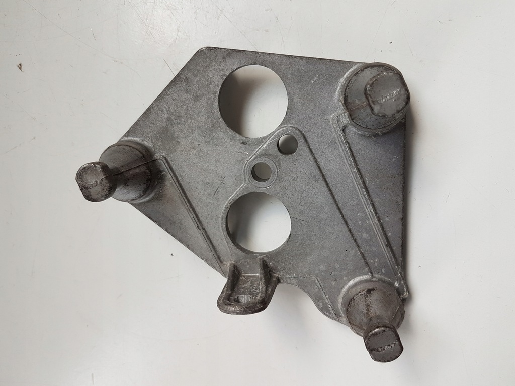 фото №1, Кронштейн кронштейн насоса abs mercedes slk w172 r172