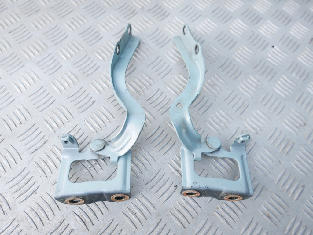 фото №1, Toyota prius iii 3 xw30 2009 2015 петлі капот комплект правий лівий оригінал