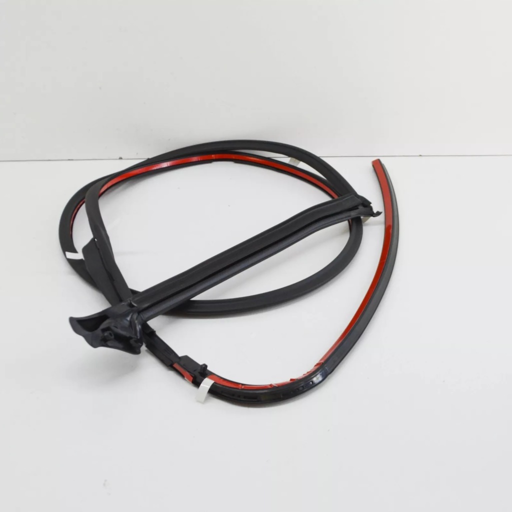 Bmw i8 i12 прокладка рами дах правий 51217312984 7312984 Ціна