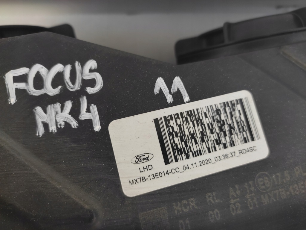 Ford focus mk4 фара правий перед звичайна + led Оригінал