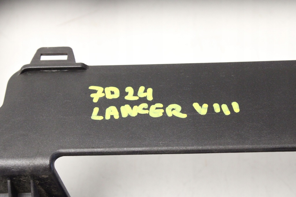 фото №9, Mitsubishi lancer viii hb 07r- рамка номерного знака накладка кришки багажника a39b