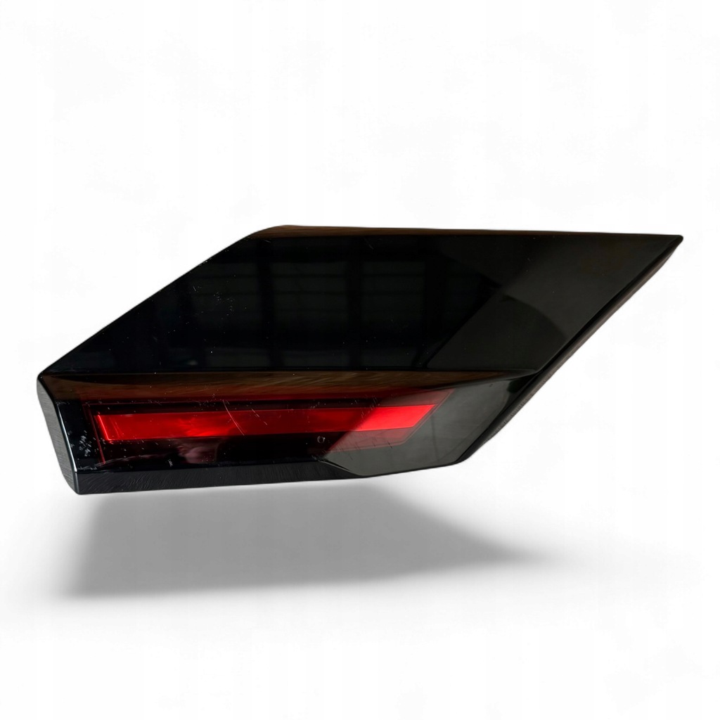 фото №1, Лампа задняя правая отражатель citroen c4 iii 2021 rok 9835109680