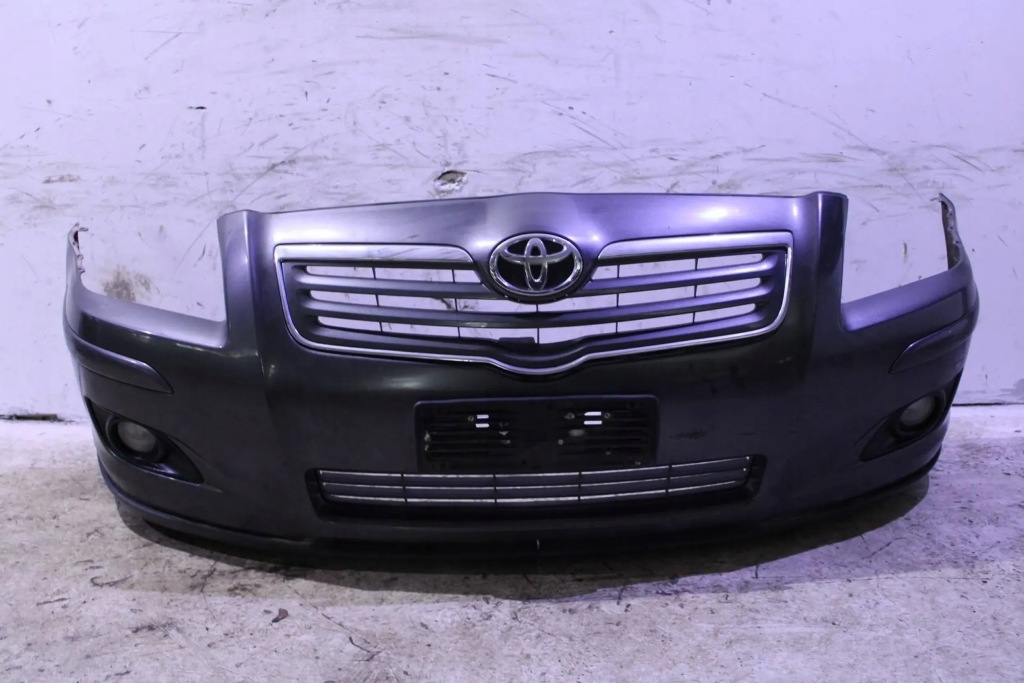 Купити Бампер передні  передній toyota avensis t25 рестайлінг