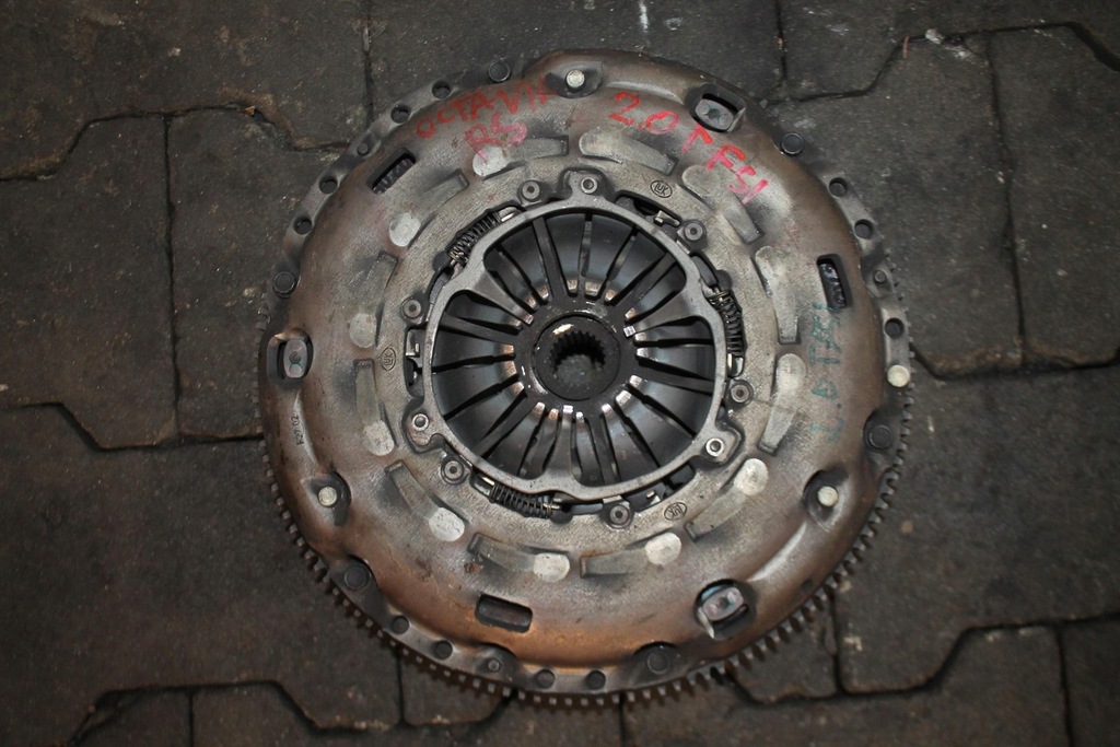 фото №1, Сцепление двухмассовый маховик комплект octavia ii rs 2.0 tfsi