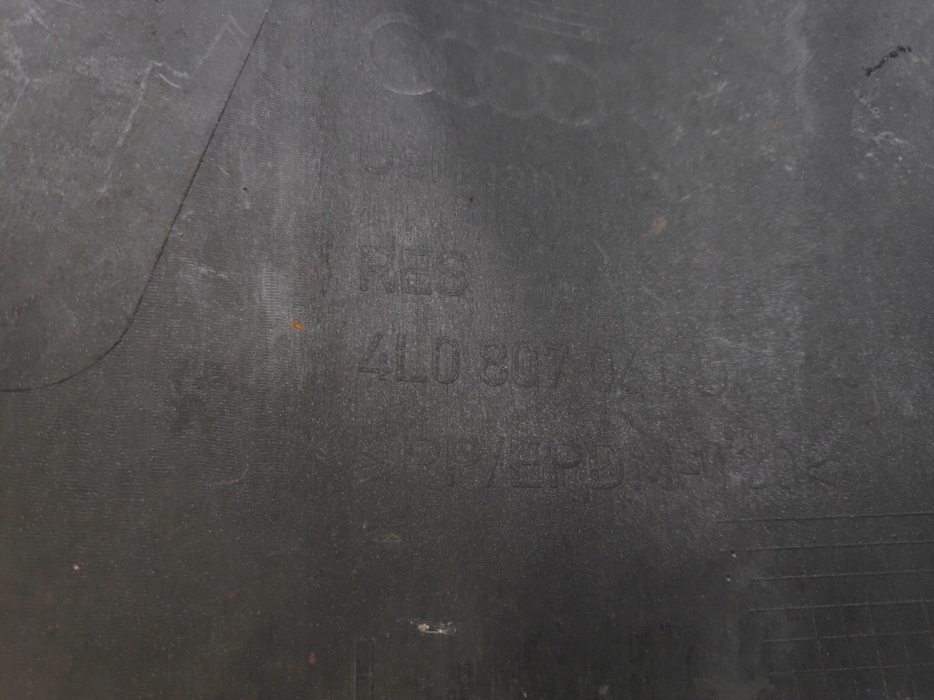 фото №9, Audi q7 4l решётка молдинг уголок спойлер бампера левый перед 4l0807061d