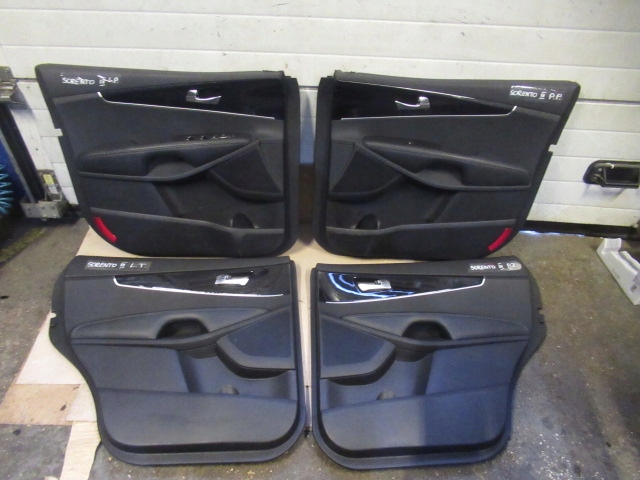 фото №1, Kia sorento iii обивка обшивка дверь задняя