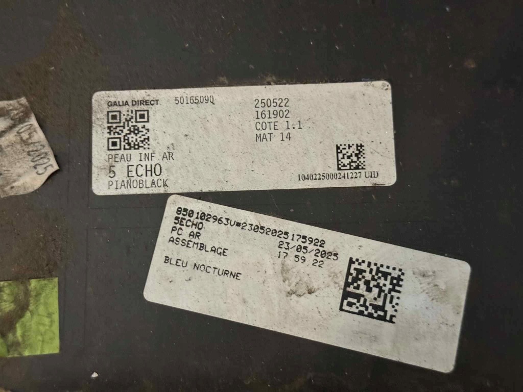 Бампер задний renault 5 v e-tech 6x pdc 850b06057r 25 - Оригинал