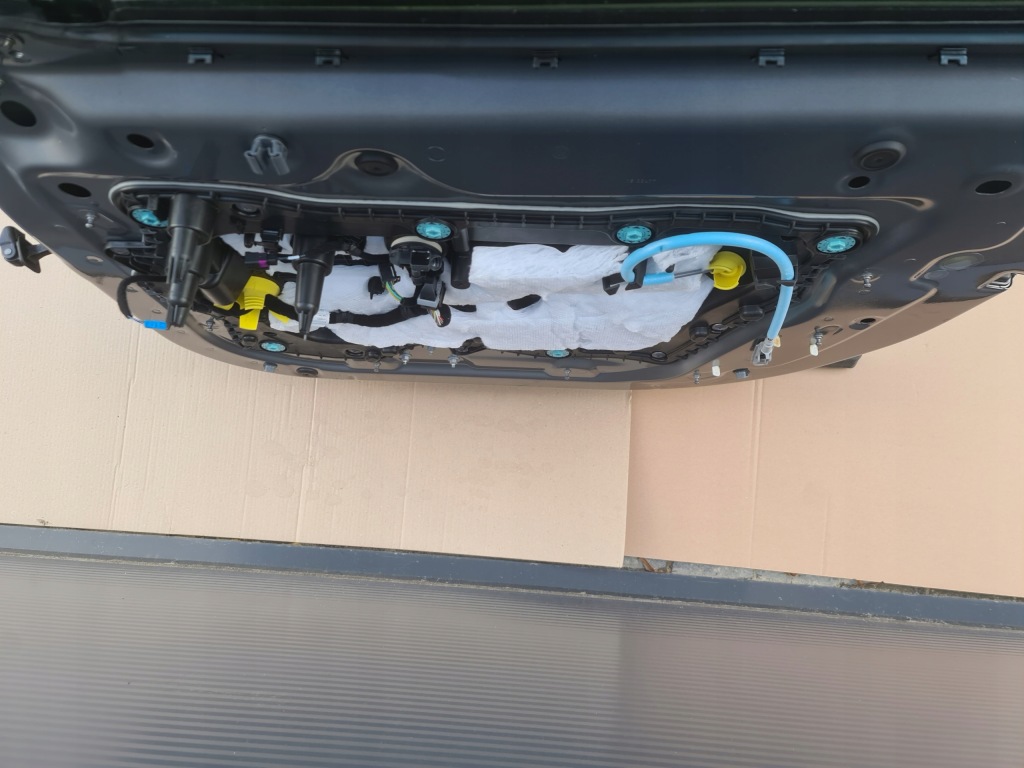 Bmw ix i20 дверей праве  правий передні  задній c4a Зі Шроту