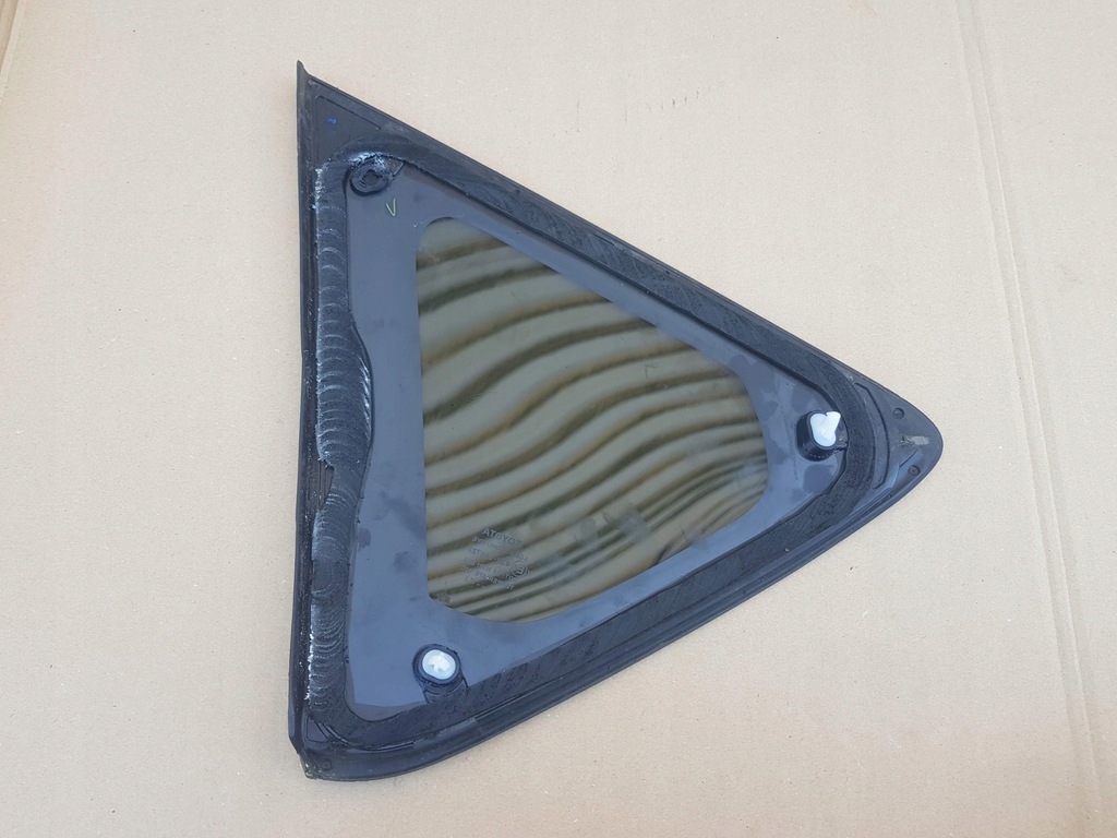 фото №4, Стекло кузовная задняя правая toyota auris ii e18 hb 2012-2018