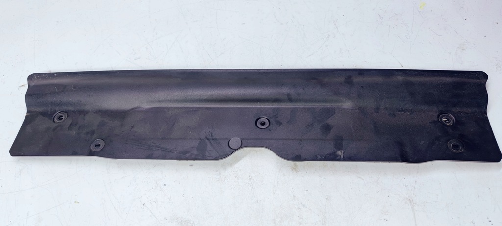 фото №1, Защита крышки audi a3 8v 8v3877156