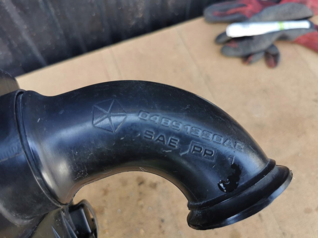 фото №5, Корпус фильтра воздуха воздухозаборник chrysler pt cruiser 04891330ac 04891293aa