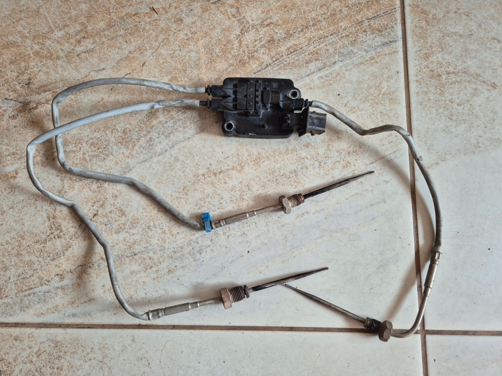 фото №1, Датчик температуры выхлопных газов катализатора daf 106 xf 4307106