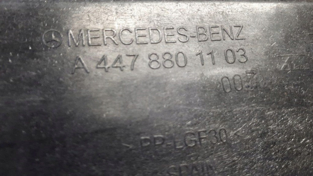 Mercedes vito 2014 усилитель ремень перед Киев