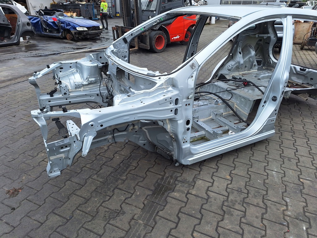 фото №1, Renault kadjar 1 i ha hl lift 18-22 левая четверть лонжерон перед подкрылок