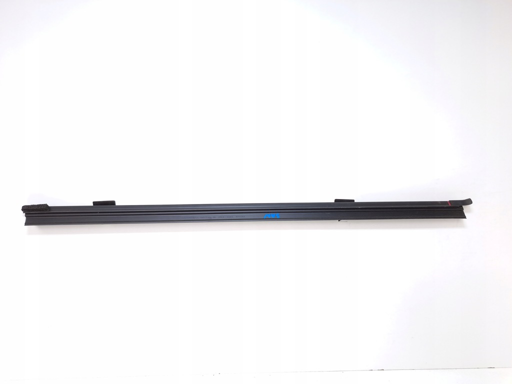 фото №1, Hyundai santa fe iv молдинг уплотнитель дверь внутренняя задняя правая