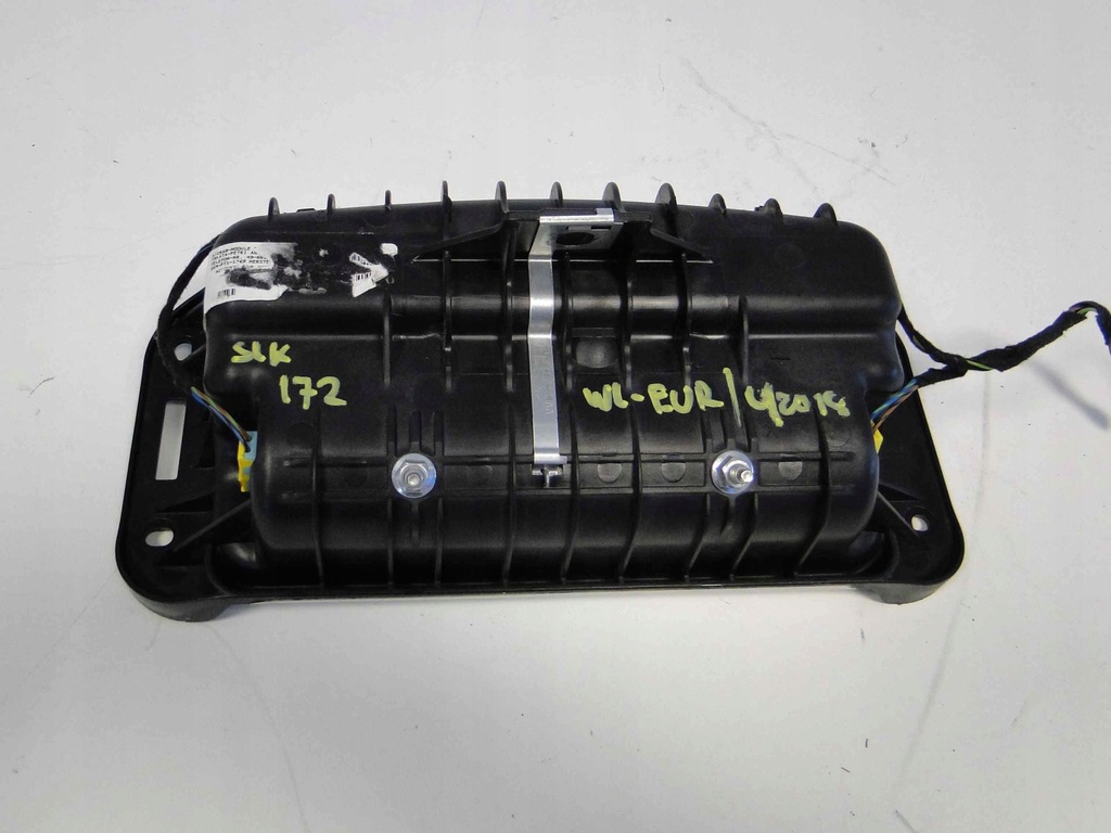 фото №4, Mercedes slk r172 172 штекер подушки безопасности пассажира