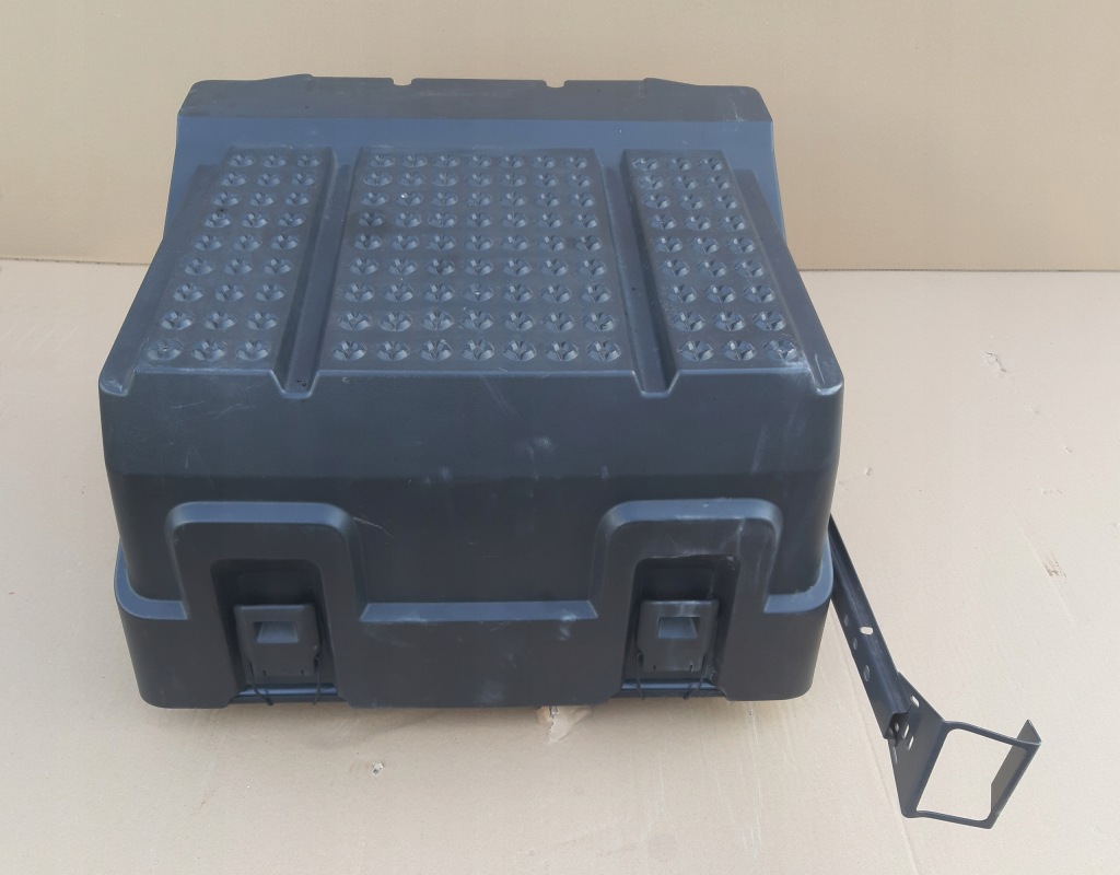 фото №2, Scania r s ngs основа акумуляторів кришка