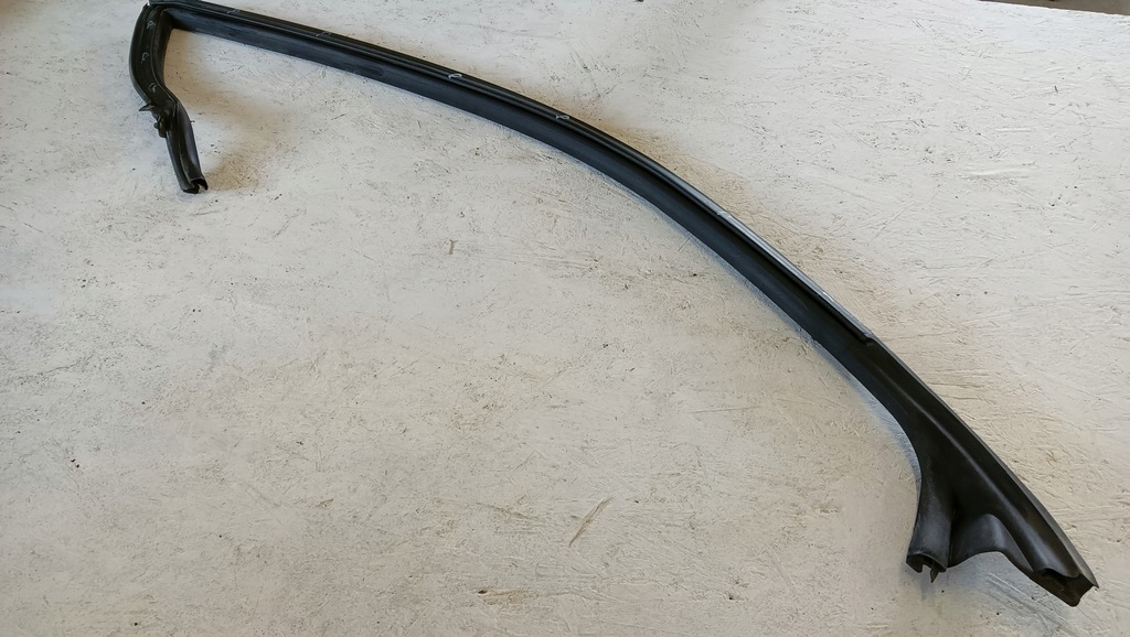 фото №1, Vw scirocco iii r-line прокладка правая 1k8867338