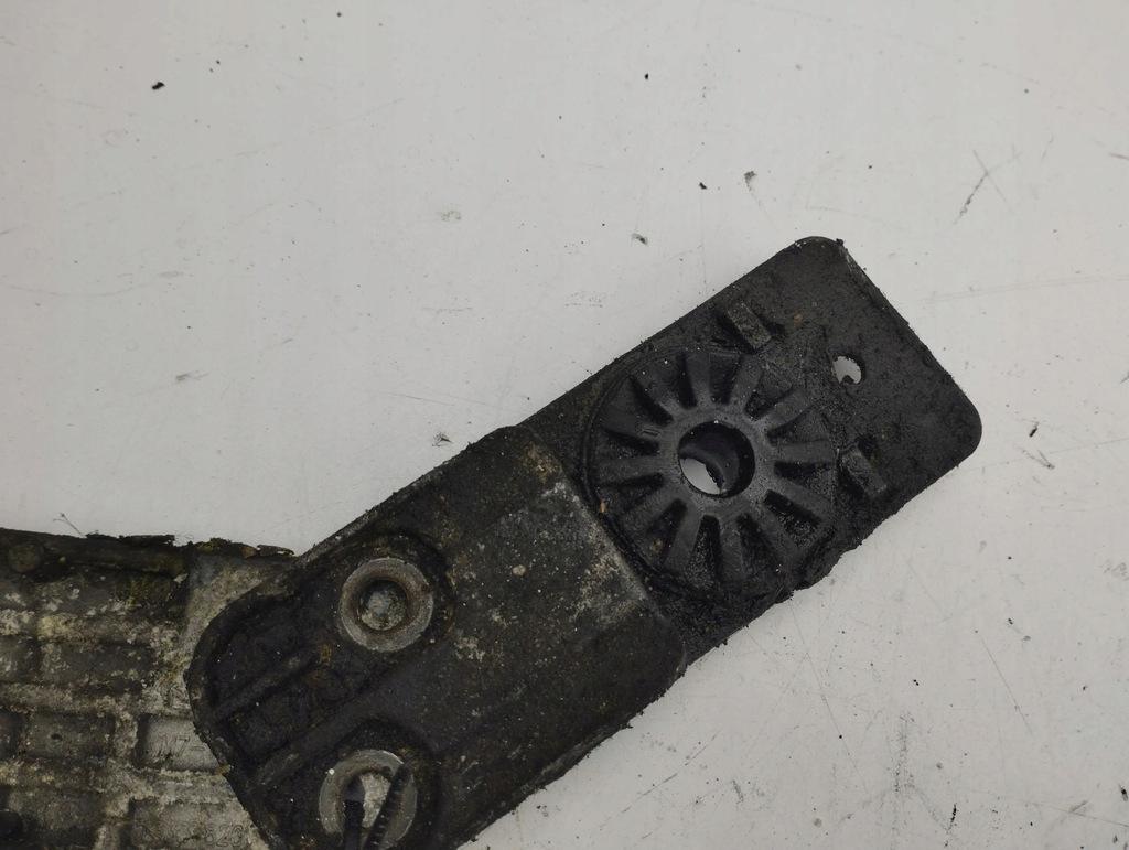 фото №7, Opel zafira c 2014 комплект кронштейн / кронштейн радіатора