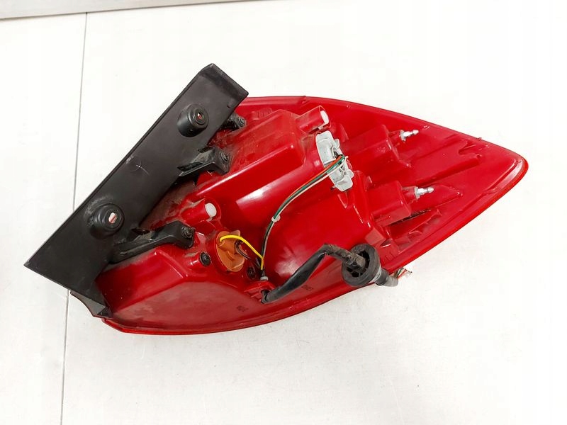 фото №8, Kia ceed ii 2 hb лампа левый задняя задняя led 92401a20 kia ceed ii дизель