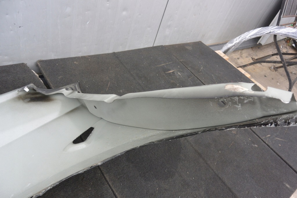 фото №15, Крыло правый перед передний оригинал чёрный tesla y model y