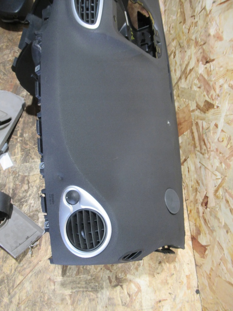 фото №9, Приборная панель подушка безопасности renault clio iii