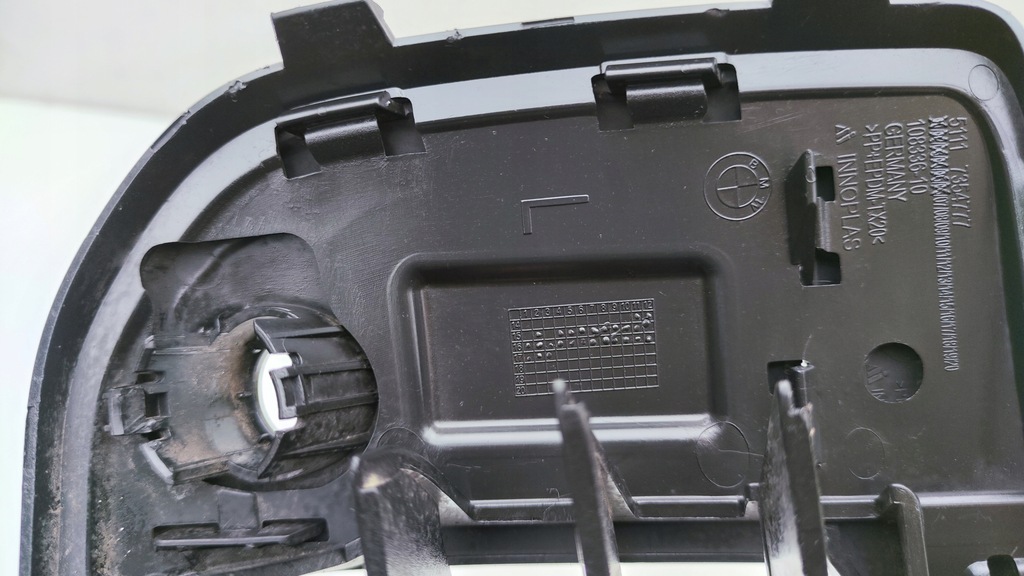 фото №8, Bmw x1 f48 przed lift решітка решітка радіатора бампера ліва перед pdc 7354777 kr35