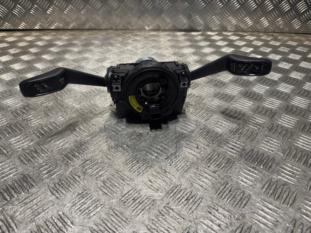 Купити Оригінал  перемикач підрульовий  стрічка volkswagen touareg 3 760953507b