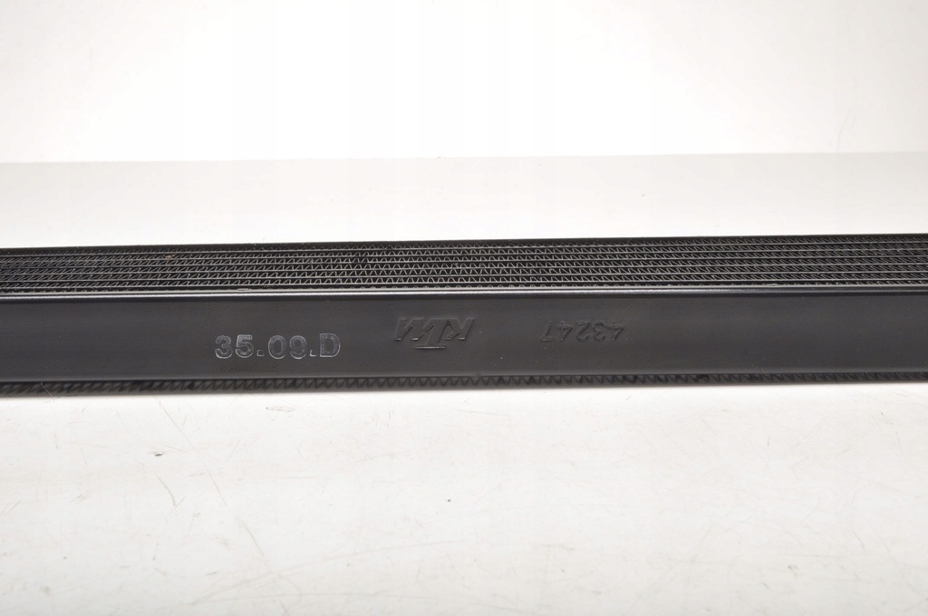 фото №7, Ferrari california 4.3 радиатор масла