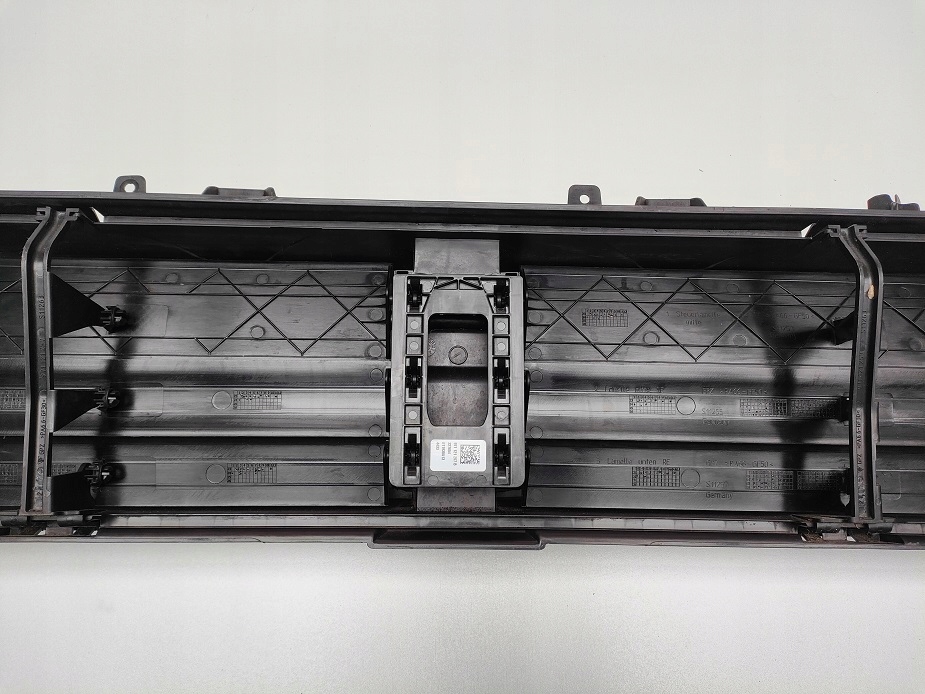 фото №9, Жалюзи впуск воздуха 97112125b panamera 971