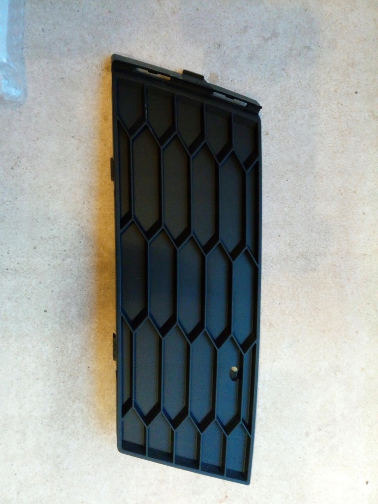 фото №1, Решётка заглушка бампера skoda octavia 3 rs правая