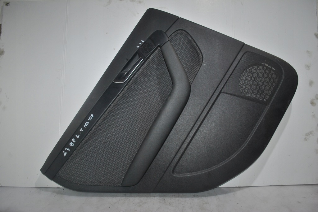 фото №1, Обшивка дверь левый задняя audi a3 8p 8p4867305