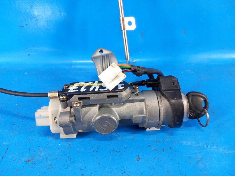 фото №4, Замок зажигания hyundai tucson 04-10 819102ea10