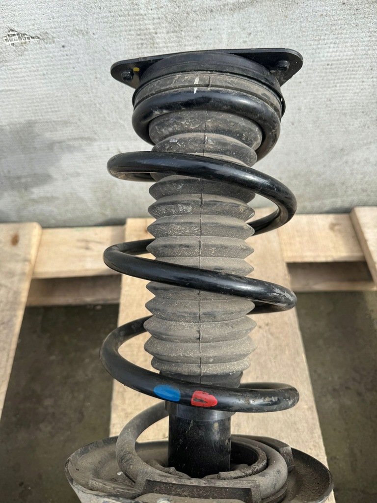 фото №3, Амортизационная стойка поворотный кулак амортизатор правый перед renault koleos ii 1.6 dci