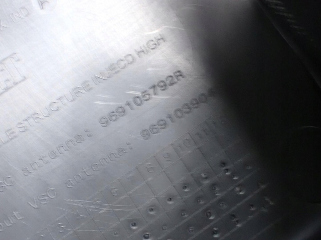 фото №13, Тунель підлокітник europa оригінал 969109180r renault megane iv 19r