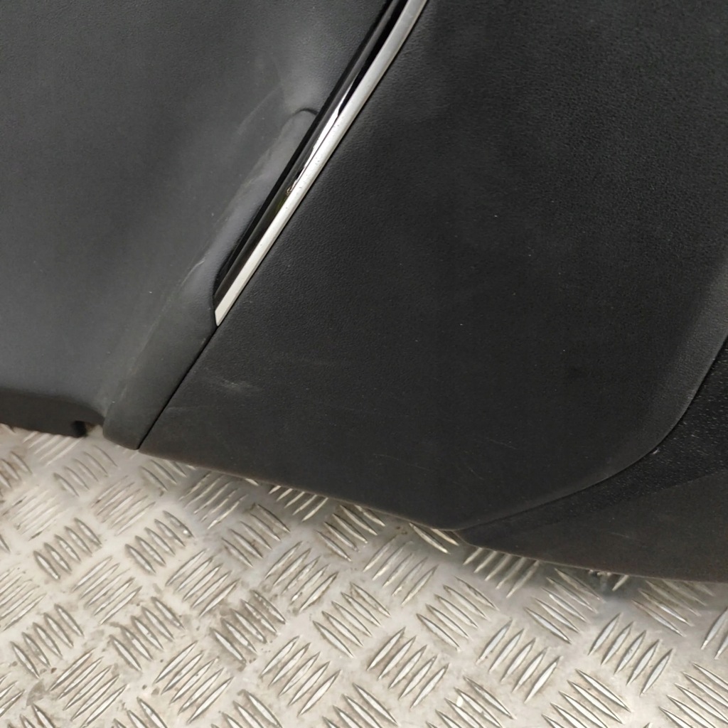 фото №8, Kia ev6 2022 ліва сторона обшивки / обшивка двері задніх