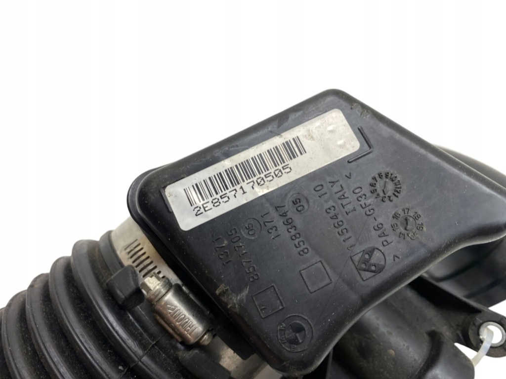 фото №9, Bmw 7 g11 g12 2017 часть трубы впуска воздуха 8571705